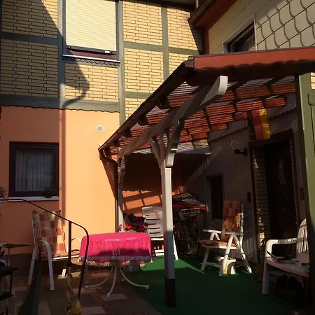 Apartment Ferienwohnung Wand *