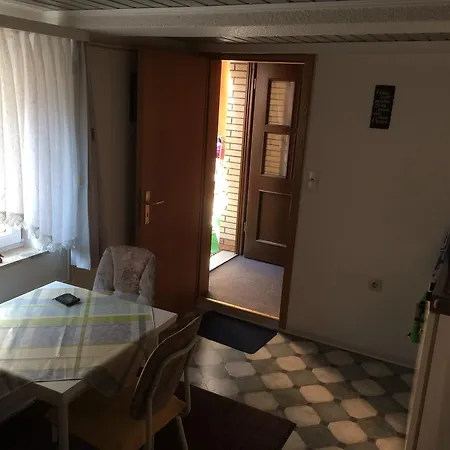 Apartment Ferienwohnung Wand